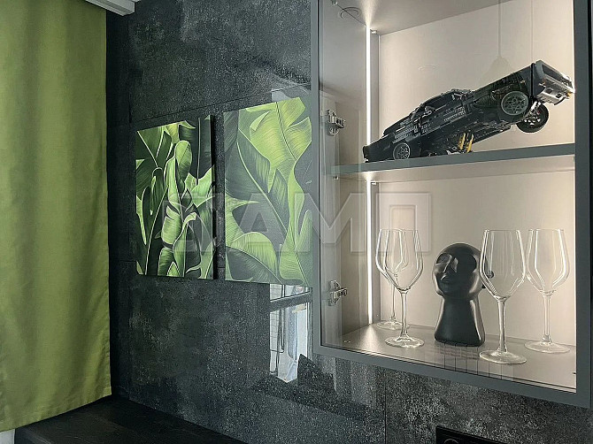 Сдается посуточно 1-к. квартира, 50 м², 9/9 эт. Калининград - изображение 1