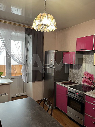 Продается 1-комн. квартира, 43 м² 2/9 этаж Новосибирск - изображение 2