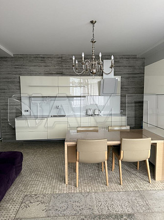 Продается 4-комн. квартира с мебелью, 130,7 м² 11/17 этаж Новосибирск - изображение 2