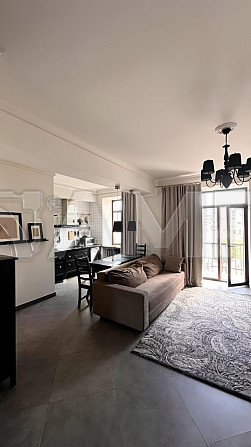 Продается 1-комн. квартира, 40 м² 4/5 этаж Красноярск - изображение 2