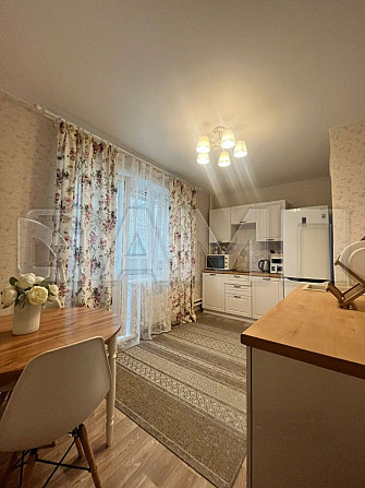 Продается 3-комн. квартира с мебелью, 66 м² в ЖК «Нанжуль-Солнечный» 3/17 этаж Красноярск - изображение 1
