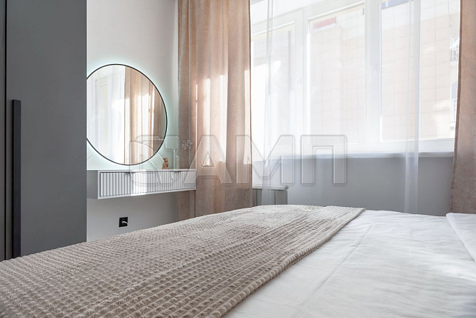 Продается 1-комн. квартира, 41 м² 4/9 этаж Красноярск - изображение 1