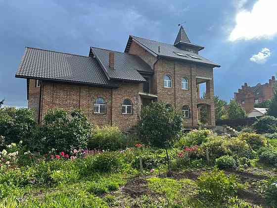 Продается 3-этажный коттедж, 580 м² 14 соток Красноярск