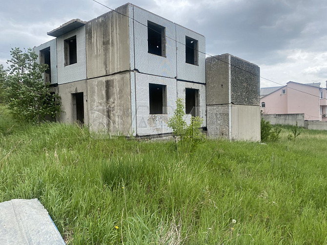 Продается 2-этажный дом, 200 м² 12 соток Красноярск - изображение 1