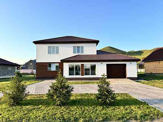 Продается 2-этажный коттедж, 212 м² в посёлке «Монамур» 10 соток Красноярск
