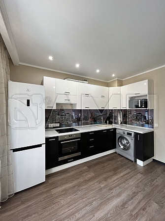 Продается 1-комн. квартира, 41,7 м² 7/9 этаж Новосибирск - изображение 1