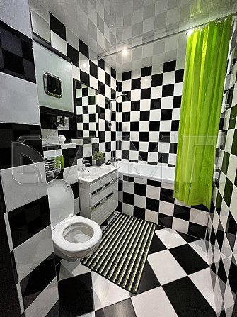 Продается 1-комн. квартира, 41,7 м² 7/9 этаж Новосибирск - изображение 9