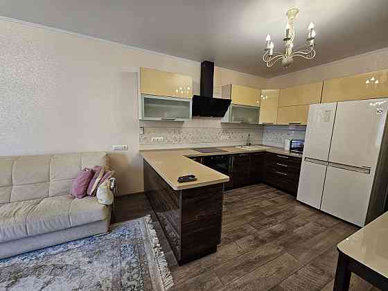Продается 3-комн. квартира, 97,6 м² Астрахань
