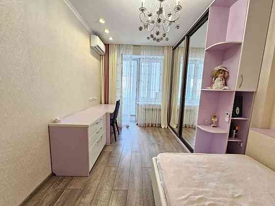 Продается 3-комн. квартира, 97,6 м² Астрахань