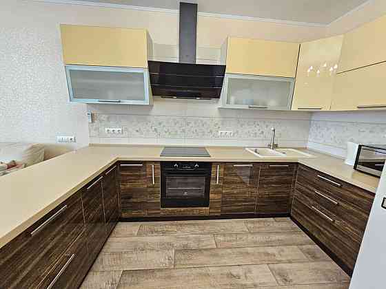 Продается 3-комн. квартира, 97,6 м² Астрахань
