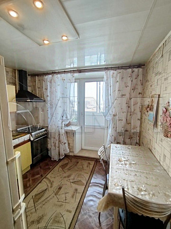 Продается 2-комн. квартира, 52,6 м² Ростов - изображение 1
