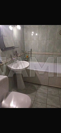 Продаю 2-к. квартира, 55,9 м², 5/5 эт. Первомайский - изображение 1
