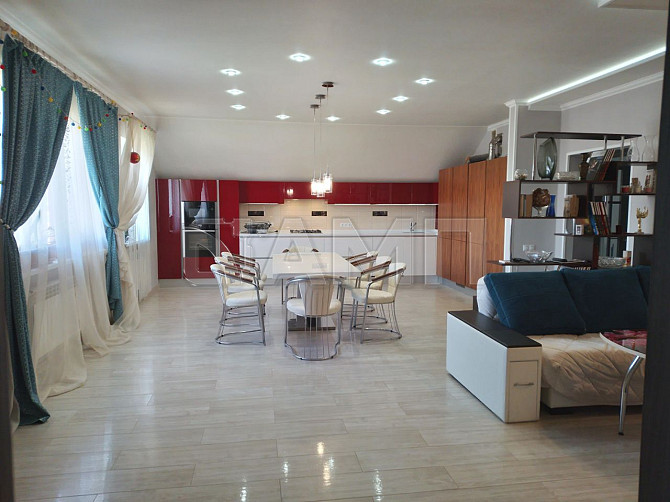 Продается 4-комн. квартира, 166,6 м² Ростов-на-Дону - изображение 1